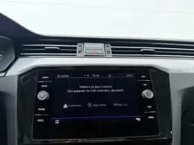 Volkswagen Passat (2022) thumbnail 11