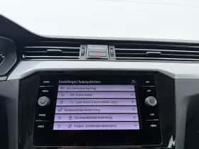 Volkswagen Passat (2022) thumbnail 12