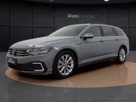 Volkswagen Passat (2022) thumbnail 14