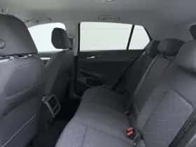 Volkswagen Golf (2022) thumbnail 8