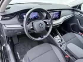 Škoda Octavia (2023) thumbnail 16