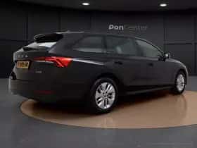 Škoda Octavia (2023) thumbnail 6