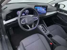 Volkswagen Golf thumbnail 4