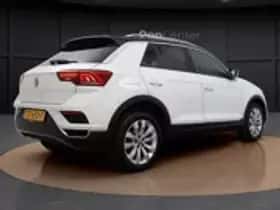 Volkswagen T-Roc (2018) thumbnail 20