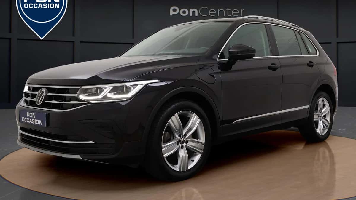 Volkswagen Tiguan — foto 1