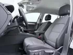 Volkswagen Passat (2022) thumbnail 14