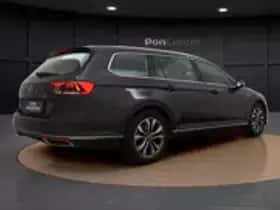Volkswagen Passat (2022) thumbnail 15