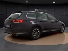 Volkswagen Passat thumbnail 6