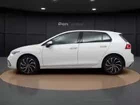 Volkswagen Golf (2023) thumbnail 15