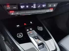 Audi Q4 e-tron (2022) thumbnail 15