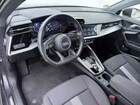 Audi A3 (2021) thumbnail 4