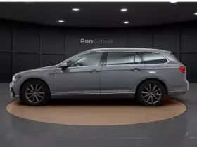 Volkswagen Passat (2022) thumbnail 7