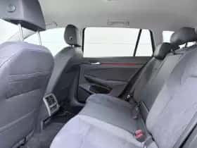 Volkswagen Golf (2024) thumbnail 8