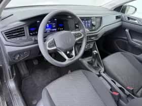 Volkswagen Polo (2022) thumbnail 4