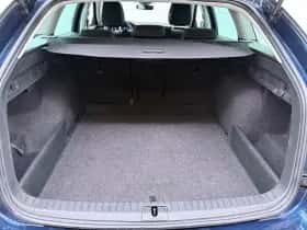 Škoda Octavia (2021) thumbnail 9
