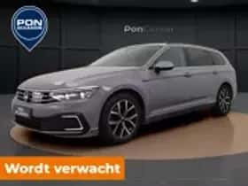 Volkswagen Passat thumbnail 11