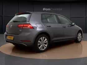 Volkswagen Golf (2017) thumbnail 6