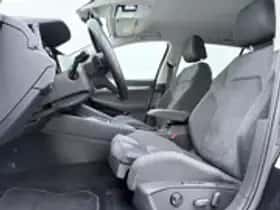 Volkswagen Golf (2022) thumbnail 14