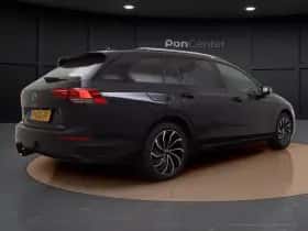 Volkswagen Golf (2022) thumbnail 6