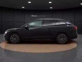 Volkswagen Golf (2022) thumbnail 7