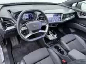 Audi Q4 e-tron (2024) thumbnail 13