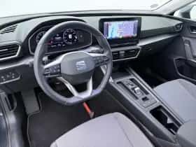 SEAT Leon (2024) thumbnail 4