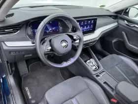 Škoda Octavia (2022) thumbnail 4