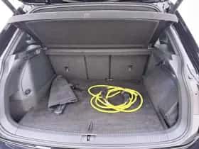 Volkswagen Tiguan (2022) thumbnail 13