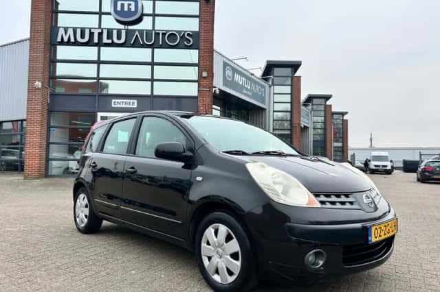 Nissan Note (2008) thumbnail 1