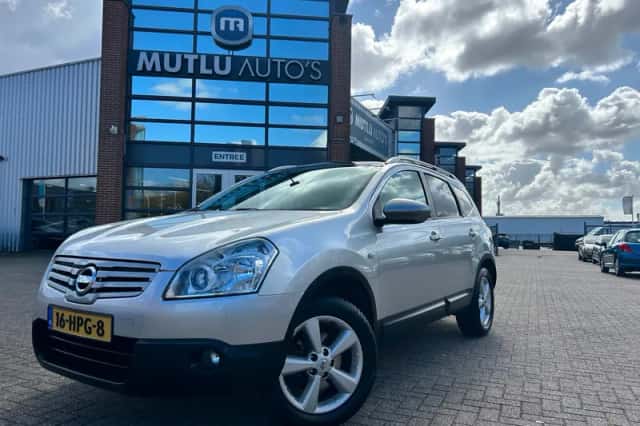 Nissan Qashqai (2009) thumbnail 2