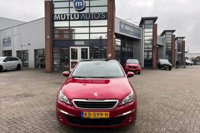 Peugeot 308 (2016) thumbnail 4