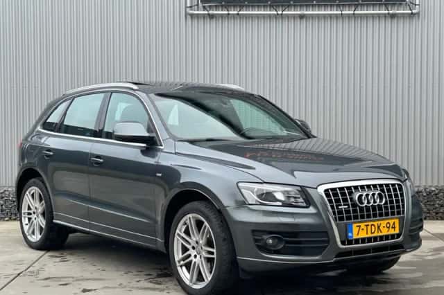 Audi Q5 (2010) thumbnail 1
