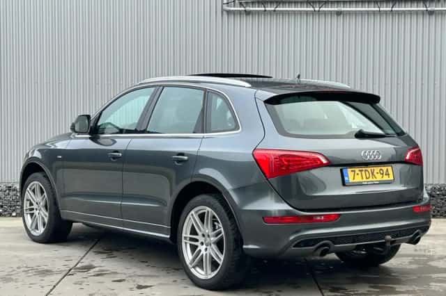 Audi Q5 (2010) thumbnail 3