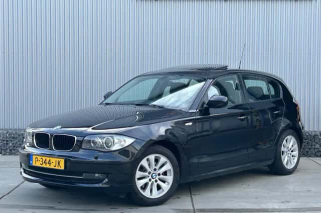 BMW 1-Serie (2009) thumbnail 2