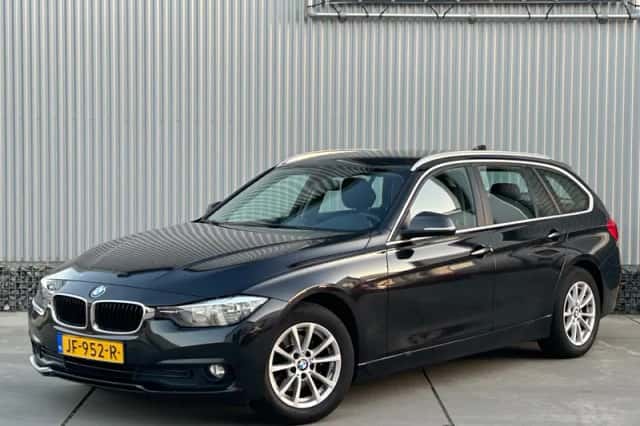 BMW 3-Serie (2016) thumbnail 2