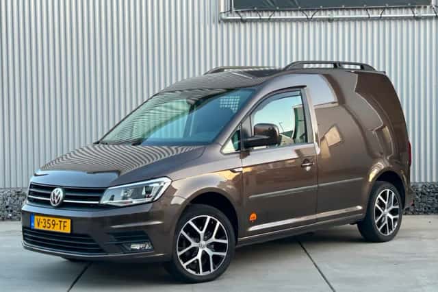 Volkswagen Caddy (2018) thumbnail 2