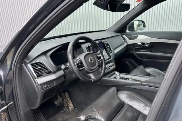 Volvo XC90 (2016) thumbnail 6