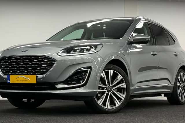 Ford Kuga (2021) thumbnail 1