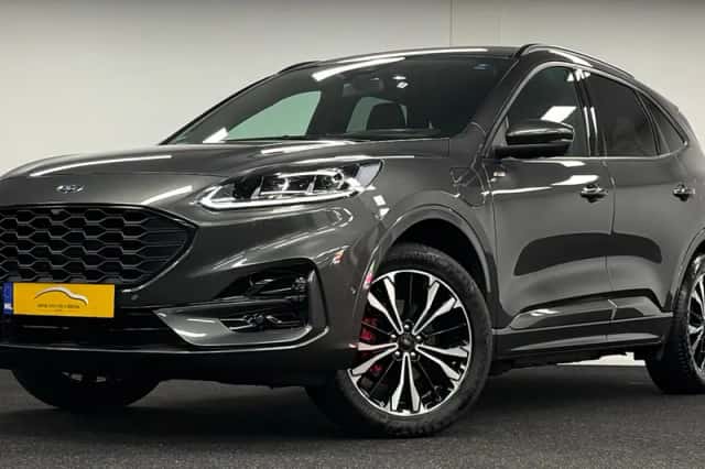 Ford Kuga (2022) thumbnail 1