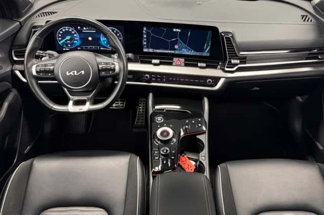 Kia Sportage (2022) thumbnail 2