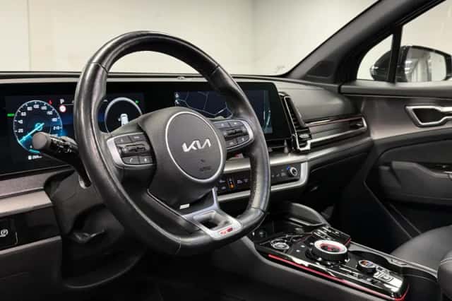 Kia Sportage (2022) thumbnail 5