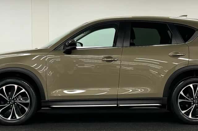 Mazda CX-5 (2022) thumbnail 4