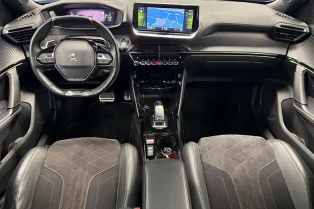 Peugeot 2008 (2020) thumbnail 3