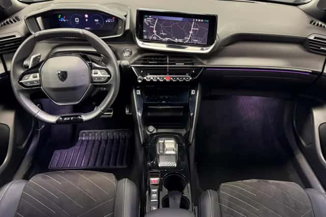 Peugeot 2008 (2024) thumbnail 3