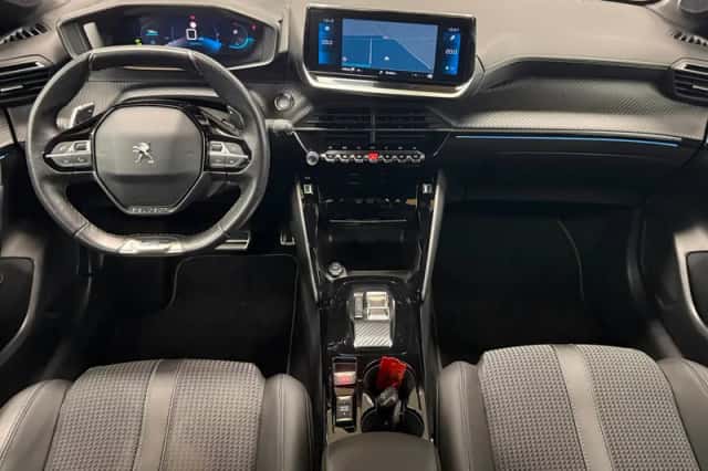 Peugeot 208 (2022) thumbnail 3
