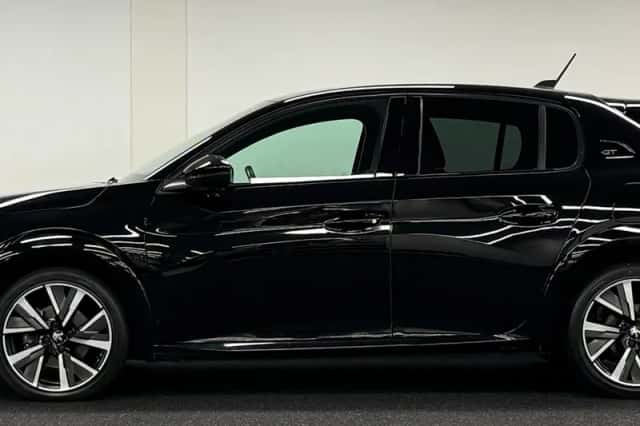 Peugeot 208 (2022) thumbnail 4