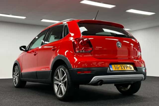 Volkswagen Polo (2012) thumbnail 5