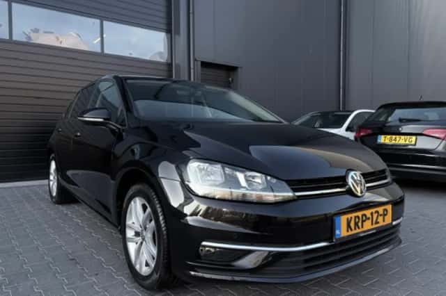 Volkswagen Golf (2017) thumbnail 5