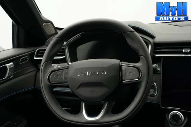 Lynk & Co 01 (2024) thumbnail 5