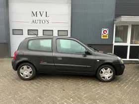 Renault Clio (2003) thumbnail 5